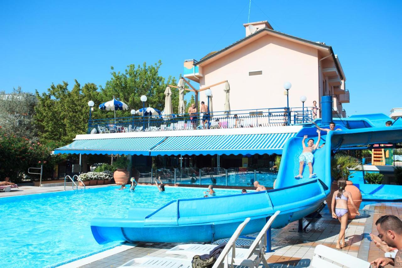 Hotel Minerva Gatteo a Mare Exterior photo