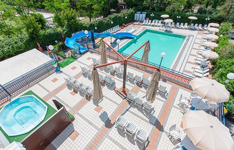 Hotel Minerva Gatteo a Mare Exterior photo